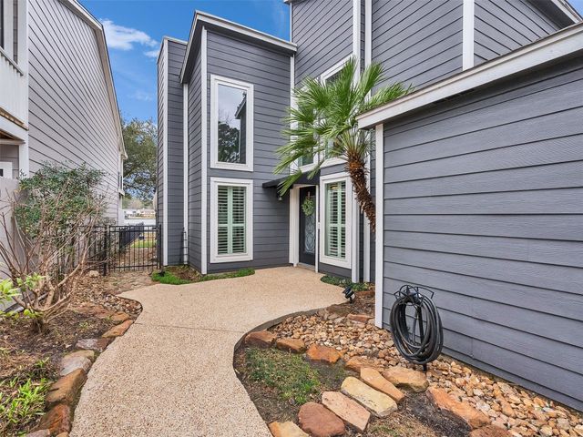 11715 Twain Drive, Montgomery, TX 77356