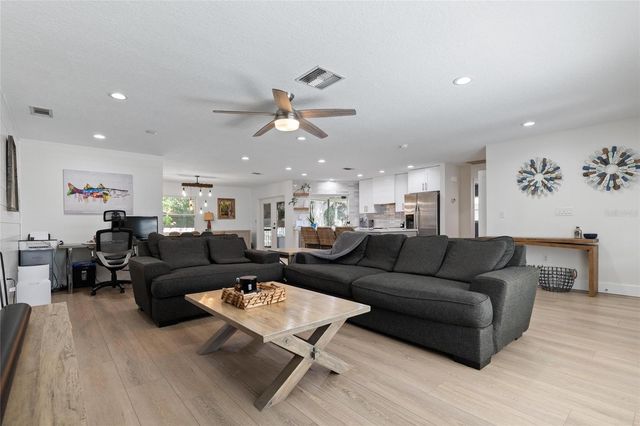 1128 FORBES TRACE, Tarpon Springs, FL 34689