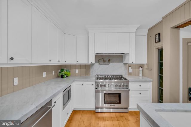70 W BRIDGE ST, New Hope, PA 18938