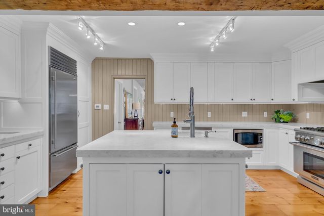 70 W BRIDGE ST, New Hope, PA 18938