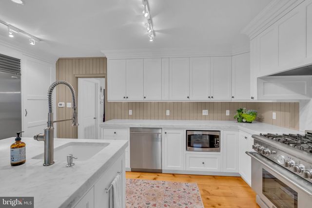 70 W BRIDGE ST, New Hope, PA 18938