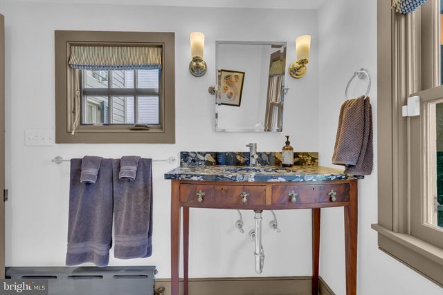 70 W BRIDGE ST, New Hope, PA 18938