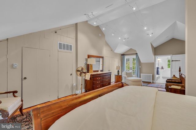 70 W BRIDGE ST, New Hope, PA 18938
