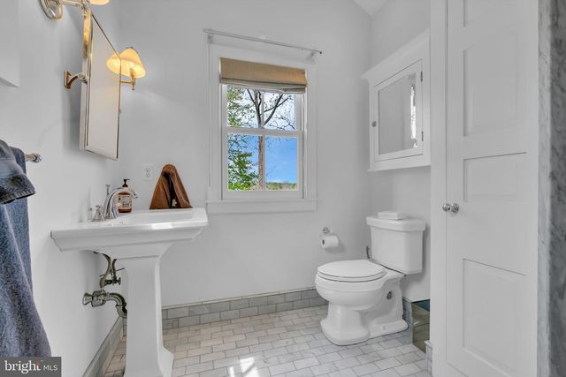 70 W BRIDGE ST, New Hope, PA 18938