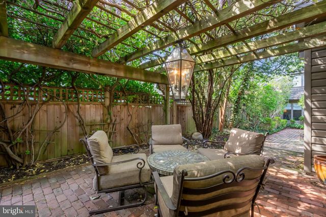 70 W BRIDGE ST, New Hope, PA 18938