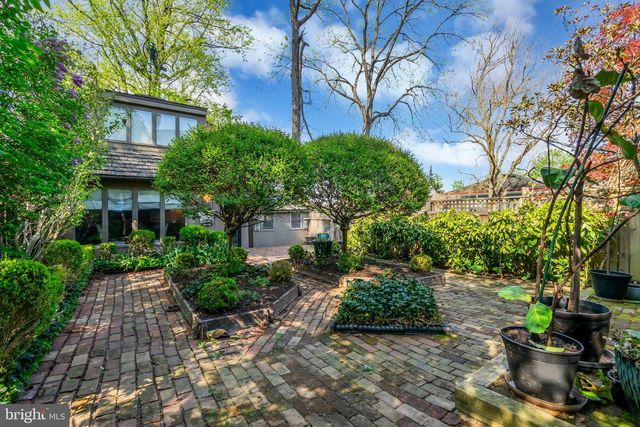 70 W BRIDGE ST, New Hope, PA 18938