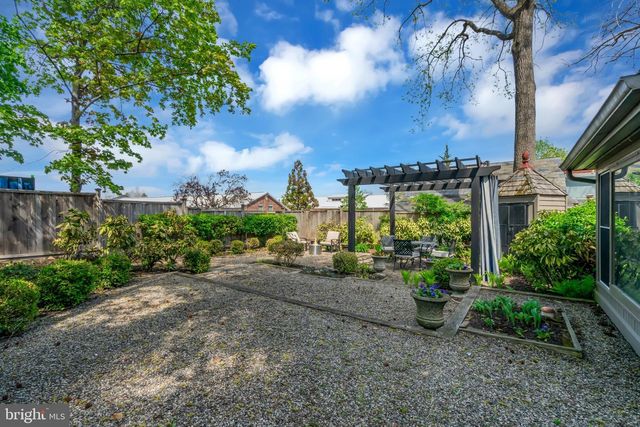 70 W BRIDGE ST, New Hope, PA 18938