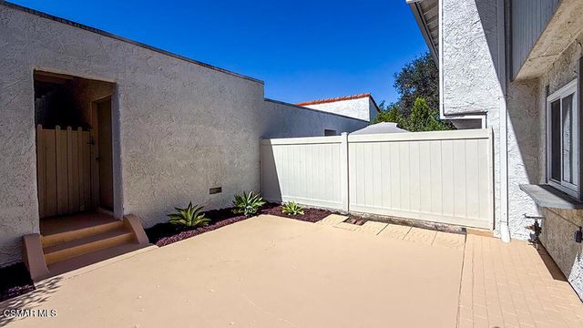 207 Green Heath Place, Thousand Oaks, CA 91361