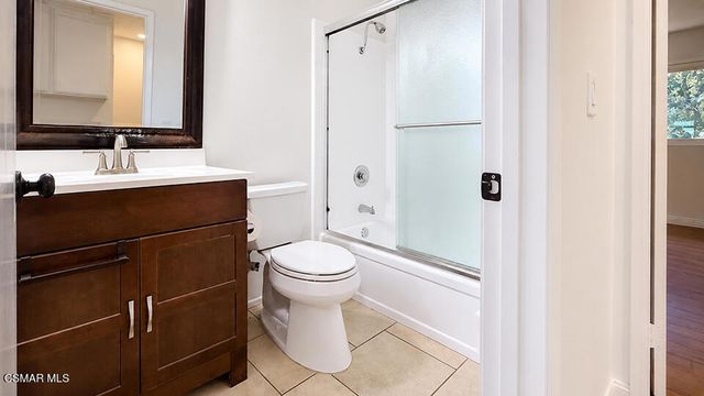 207 Green Heath Place, Thousand Oaks, CA 91361