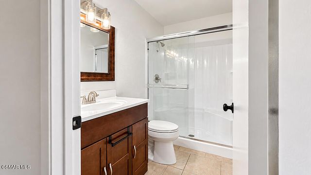 207 Green Heath Place, Thousand Oaks, CA 91361