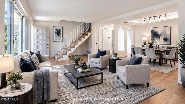 207 Green Heath Place, Thousand Oaks, CA 91361
