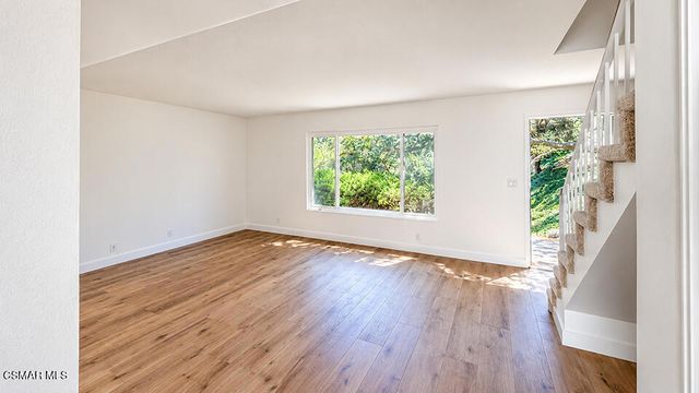 207 Green Heath Place, Thousand Oaks, CA 91361