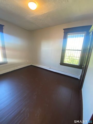 850 Park Street 3E, Hartford, CT 06106