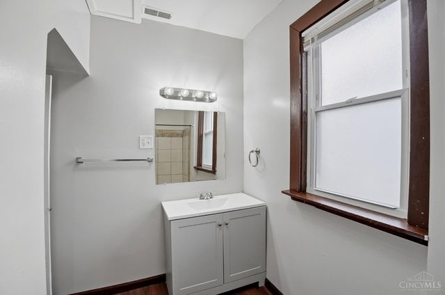 26 Juergens Avenue, Cincinnati, OH 45220