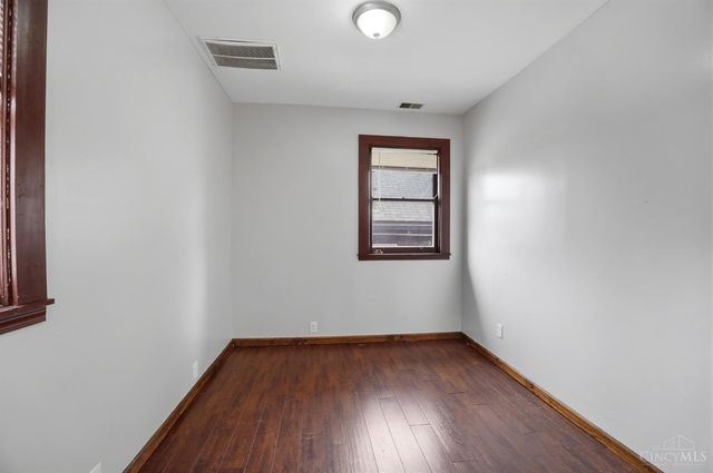 26 Juergens Avenue, Cincinnati, OH 45220