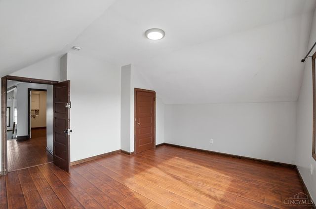 26 Juergens Avenue, Cincinnati, OH 45220