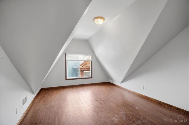 26 Juergens Avenue, Cincinnati, OH 45220