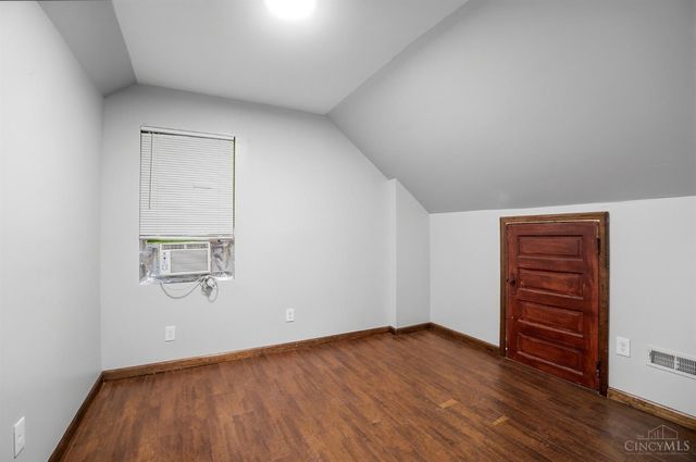 26 Juergens Avenue, Cincinnati, OH 45220