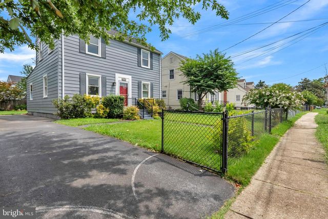 6211 SLIGO PKWY, Hyattsville, MD 20782