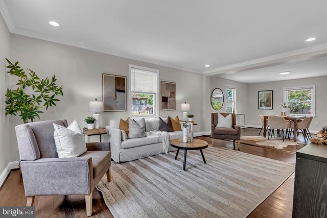 6211 SLIGO PKWY, Hyattsville, MD 20782