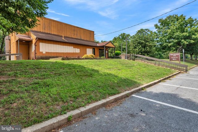 6211 SLIGO PKWY, Hyattsville, MD 20782