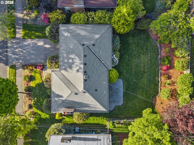 6900 Sw 11TH Dr, Portland, OR 97219