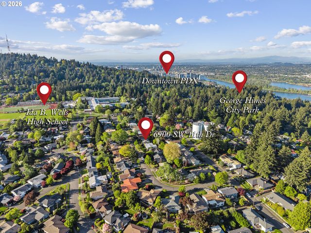 6900 Sw 11TH Dr, Portland, OR 97219