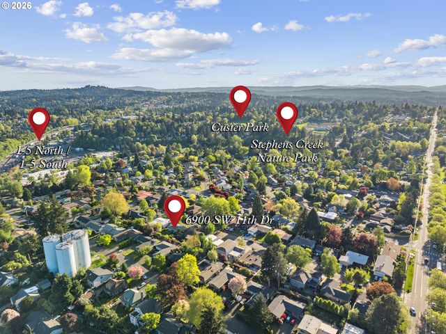 6900 Sw 11TH Dr, Portland, OR 97219