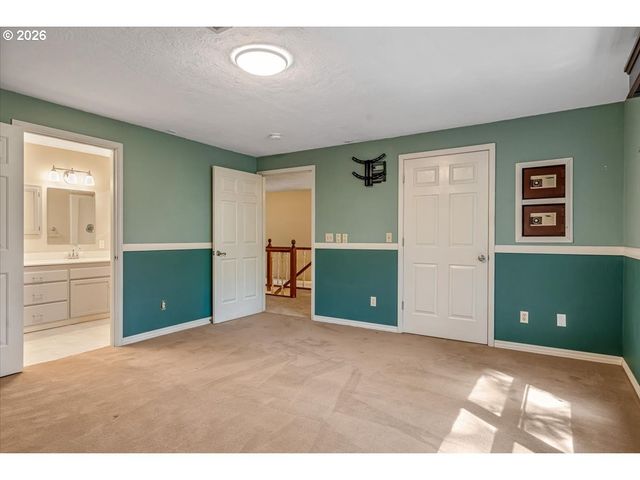 1590 JAMESTOWN St, Salem, OR 97302