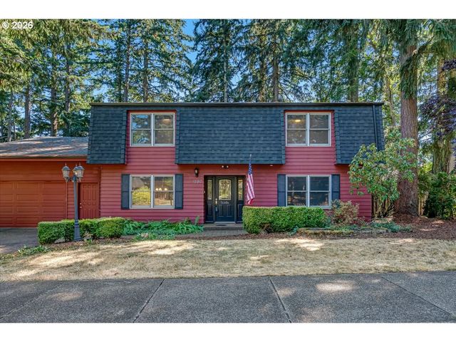 1590 JAMESTOWN St, Salem, OR 97302