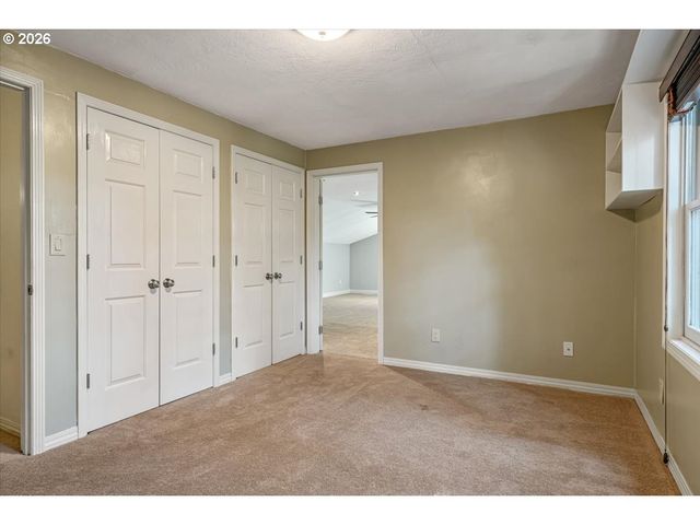 1590 JAMESTOWN St, Salem, OR 97302