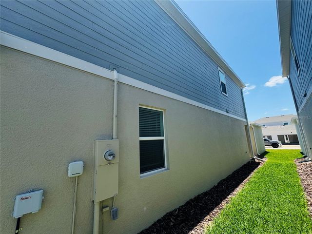 1952 RIDER RAIN LANE, Apopka, FL 32703