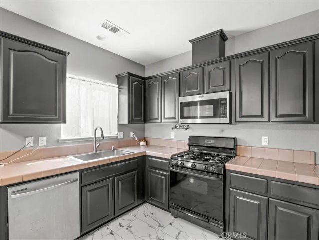 337 Ramona, Orange Cove, CA 93646