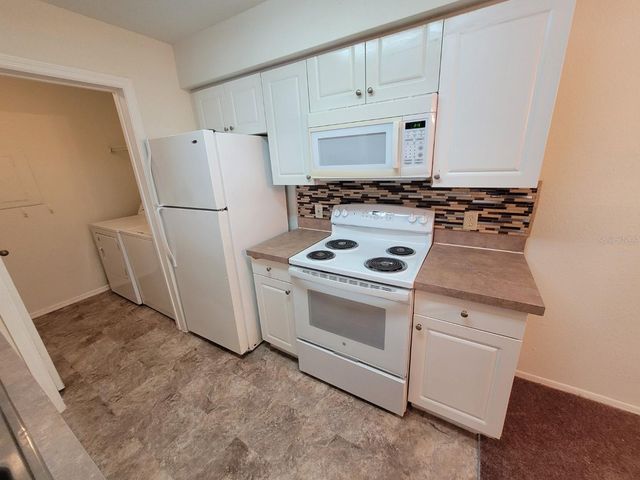 36106 LAKE CHASE BOULEVARD 102, Zephyrhills, FL 33541