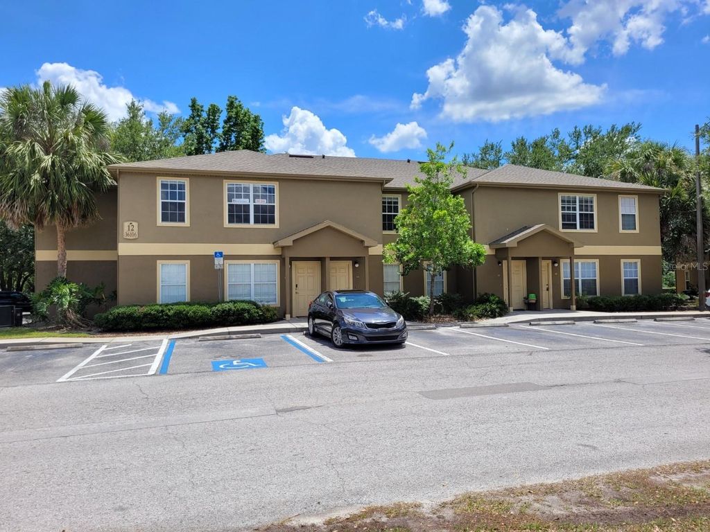 36106 LAKE CHASE BOULEVARD 102, Zephyrhills, FL 33541