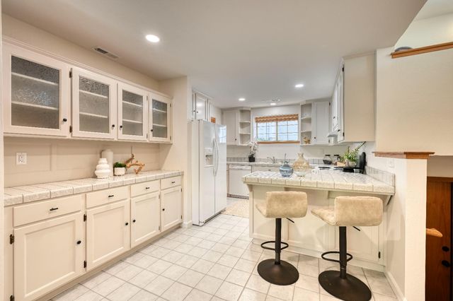 2816 Holly Ct, Placerville, CA 95667