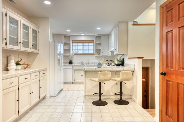 2816 Holly Ct, Placerville, CA 95667