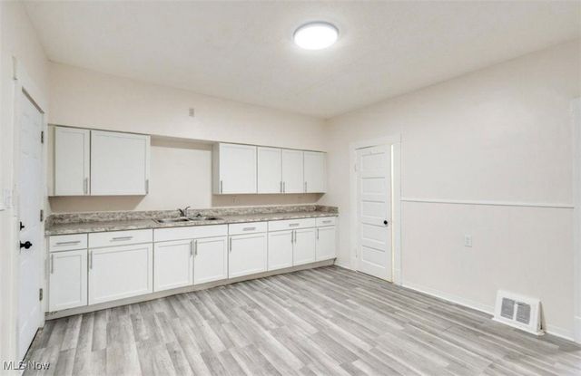 6701 Gertrude Avenue 3, Cleveland, OH 44105