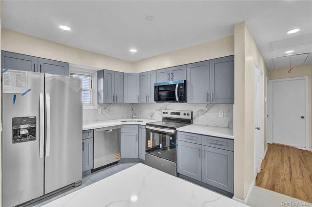 66 Phelps Lane, North Babylon, NY 11703