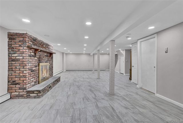 66 Phelps Lane, North Babylon, NY 11703