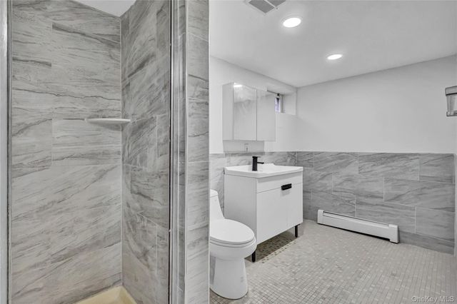 66 Phelps Lane, North Babylon, NY 11703