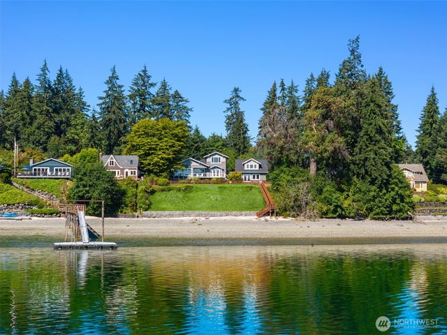 16392 Pearson Road NE, Poulsbo, WA 98370
