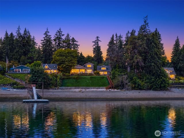16392 Pearson Road NE, Poulsbo, WA 98370
