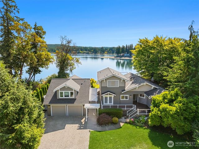 16392 Pearson Road NE, Poulsbo, WA 98370