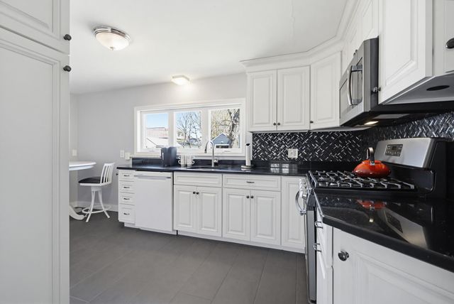 42 Kenney Street, Manchester, NH 03103