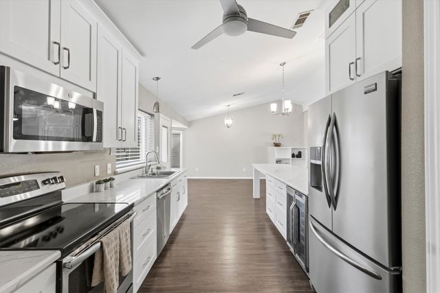 2110 Lansdown Drive, Carrollton, TX 75010