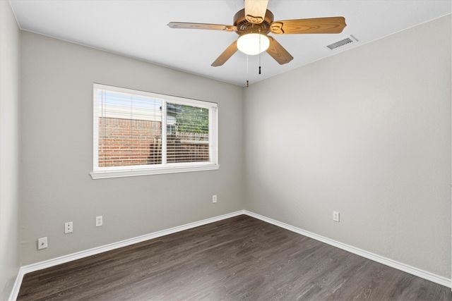 2110 Lansdown Drive, Carrollton, TX 75010