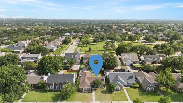 2110 Lansdown Drive, Carrollton, TX 75010