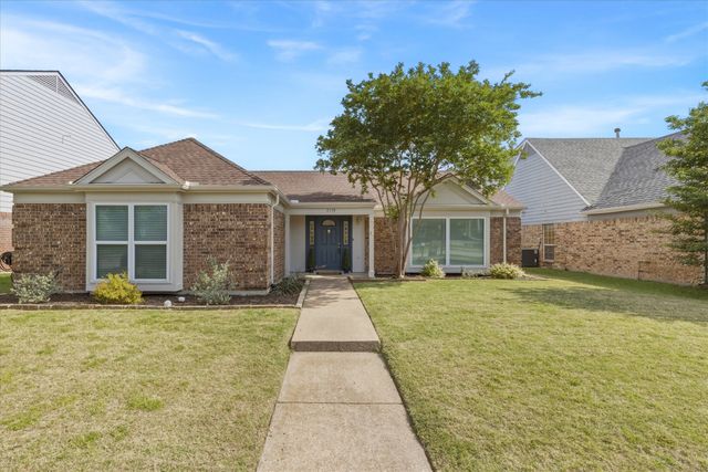 2110 Lansdown Drive, Carrollton, TX 75010