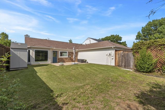 2110 Lansdown Drive, Carrollton, TX 75010